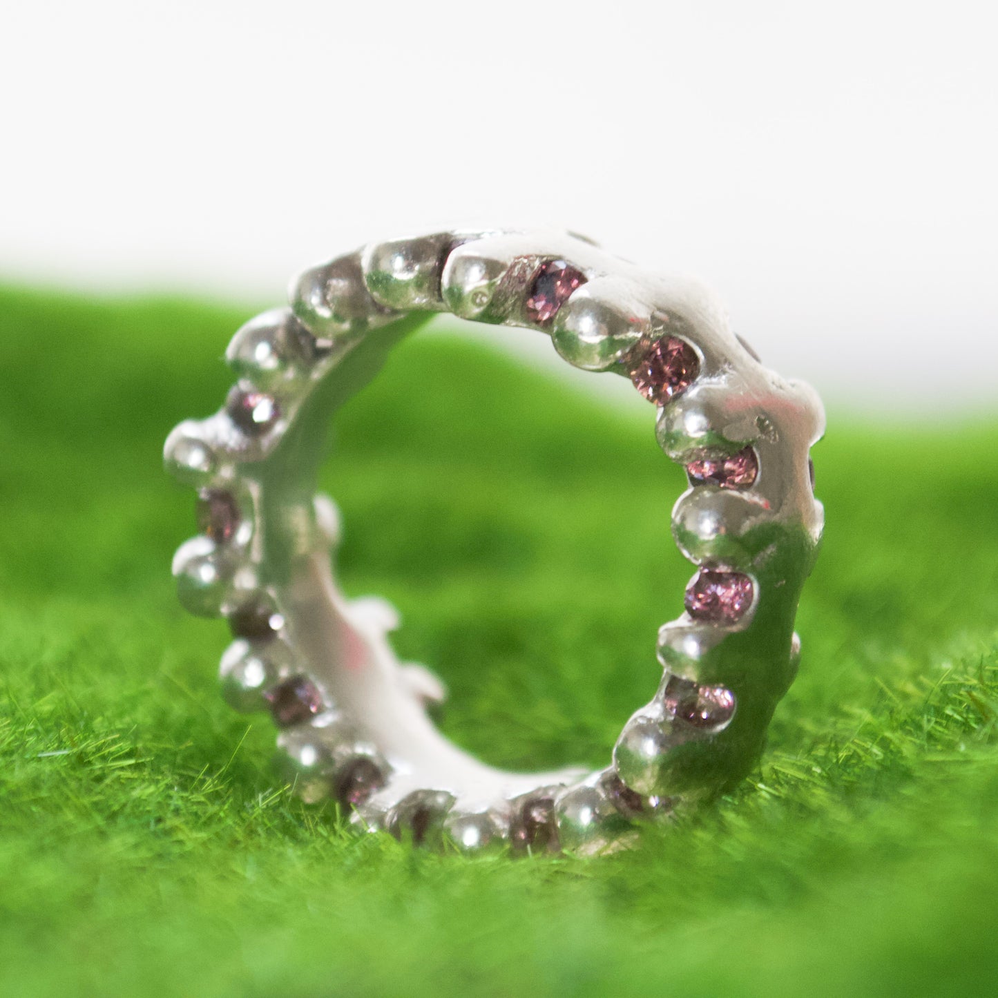 CATERPILLAR WAVY RING - PINK GEMS