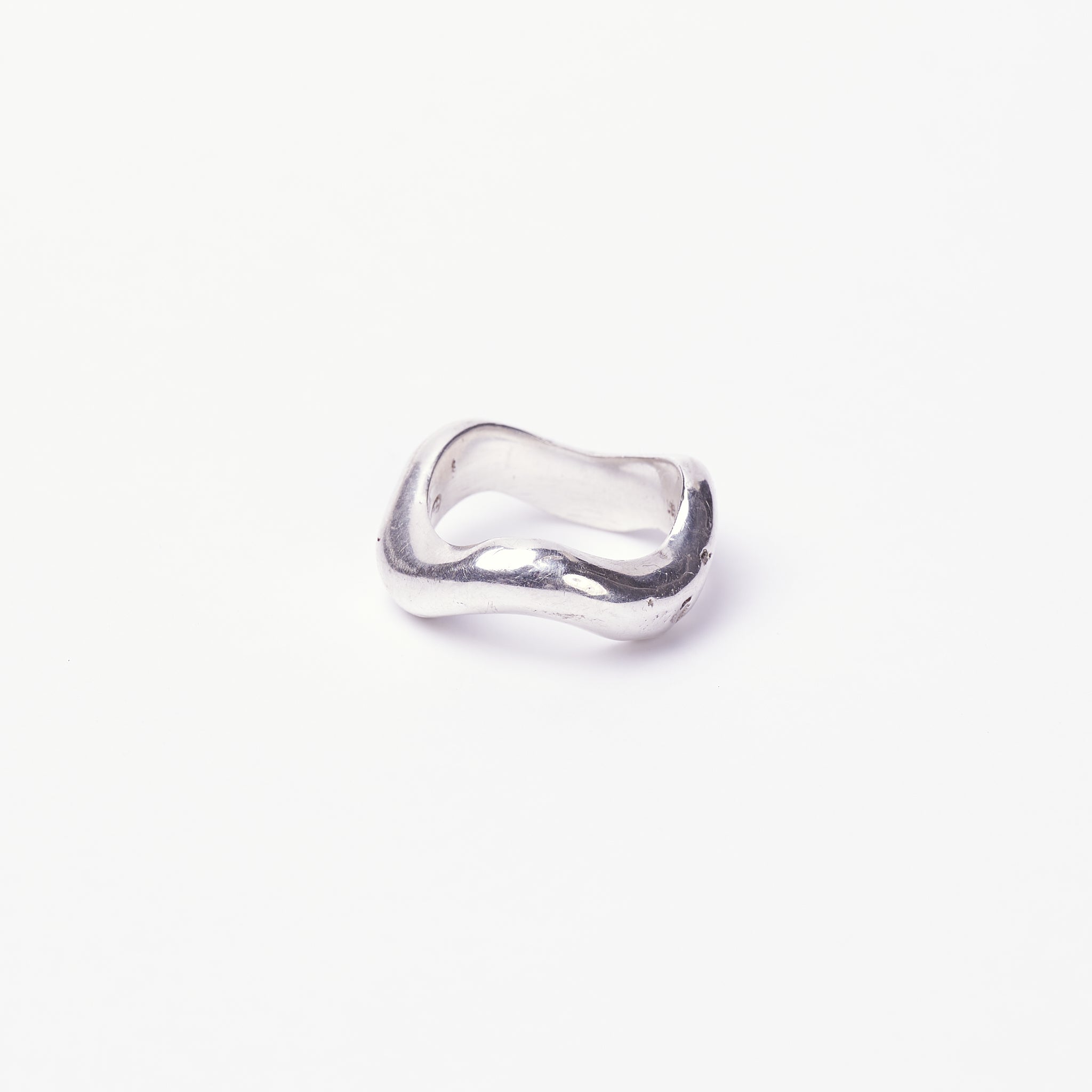 WAVY BAND
