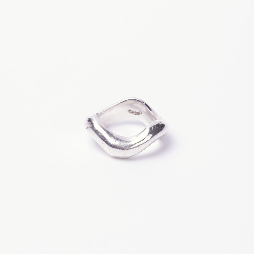 WAVY BAND