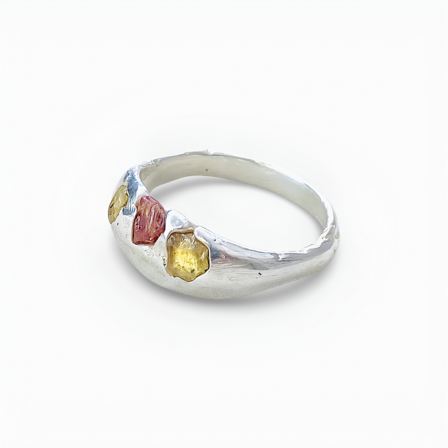 BUBBLE YELLOW SAPPHIRE ROUGH CUT RING