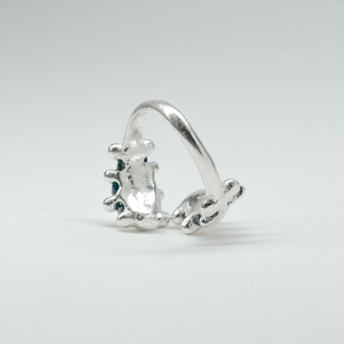 CATERPILLAR OPEN RING - BLUE GEMS