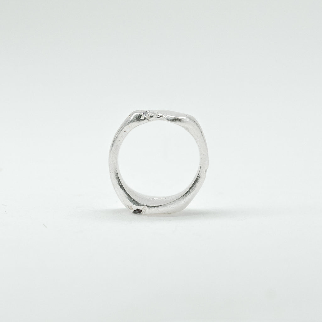 REVERSIBLE HEART + ROUND SIGNET RING