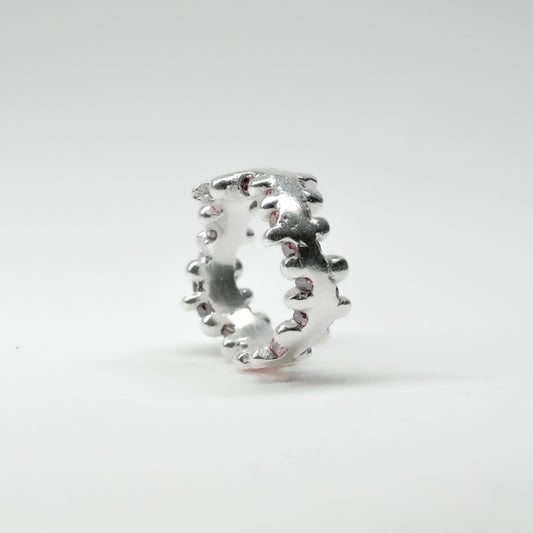 CATERPILLAR WAVY RING - PINK GEMS