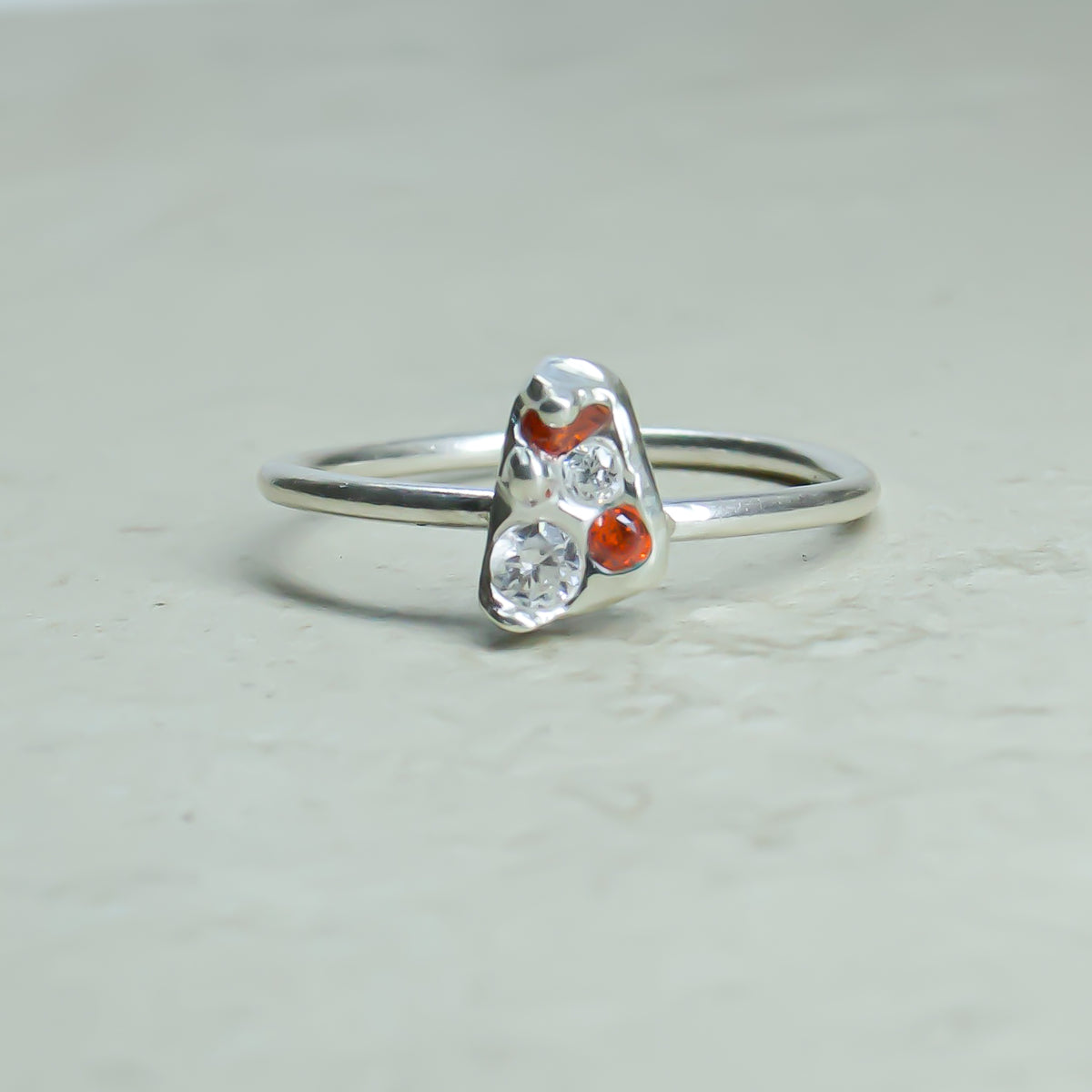 CLUSTER STACKER - SCARLET