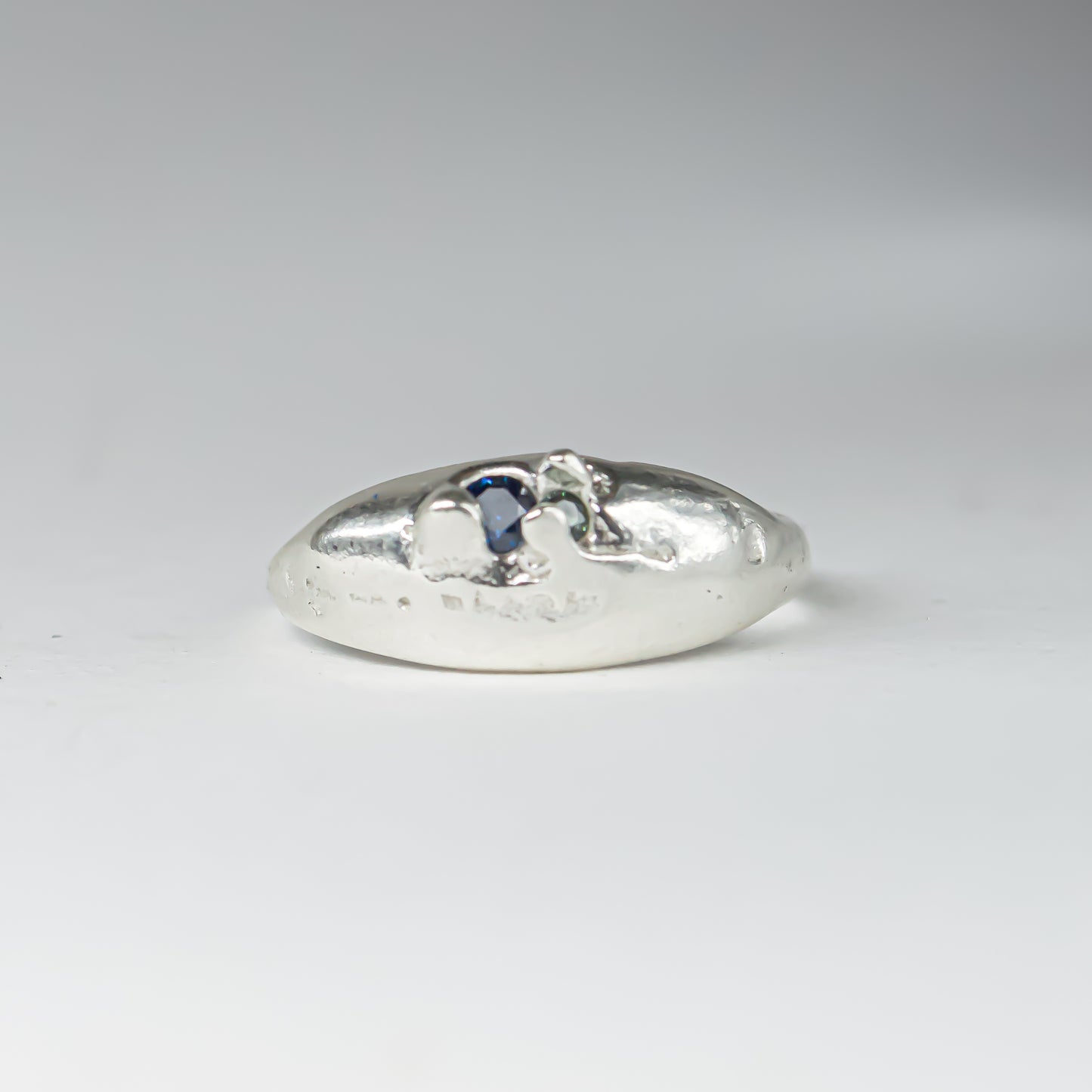 TAPER RING SINGLE BLUE GEM