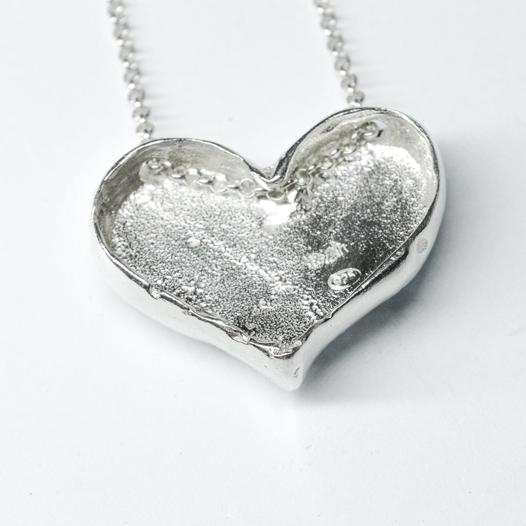 PUFFY HEART NECKLACE - RED GEMS