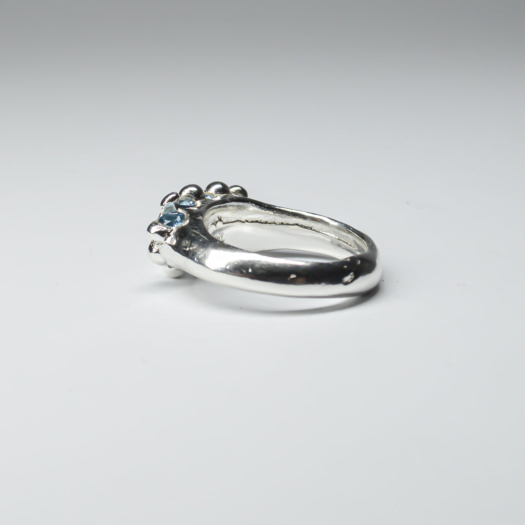 CATERPILLAR CROWN RING - BLUE GEMS