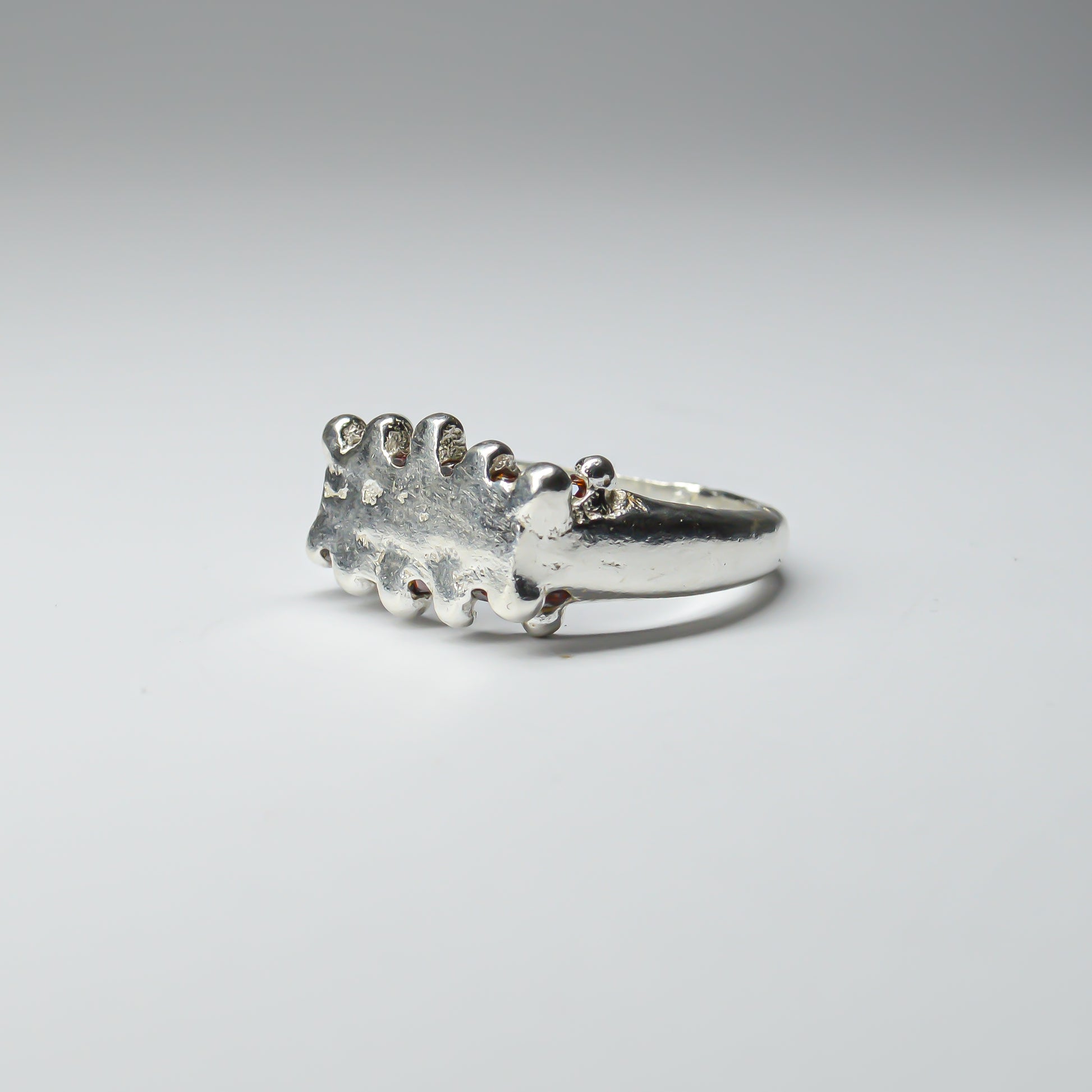 CATERPILLAR CROWN RING - RED GEMS