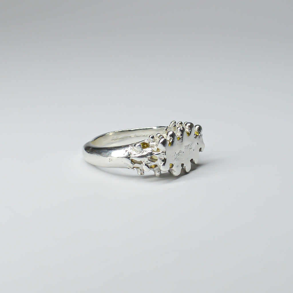 CATERPILLAR CROWN RING - YELLOW GEMS