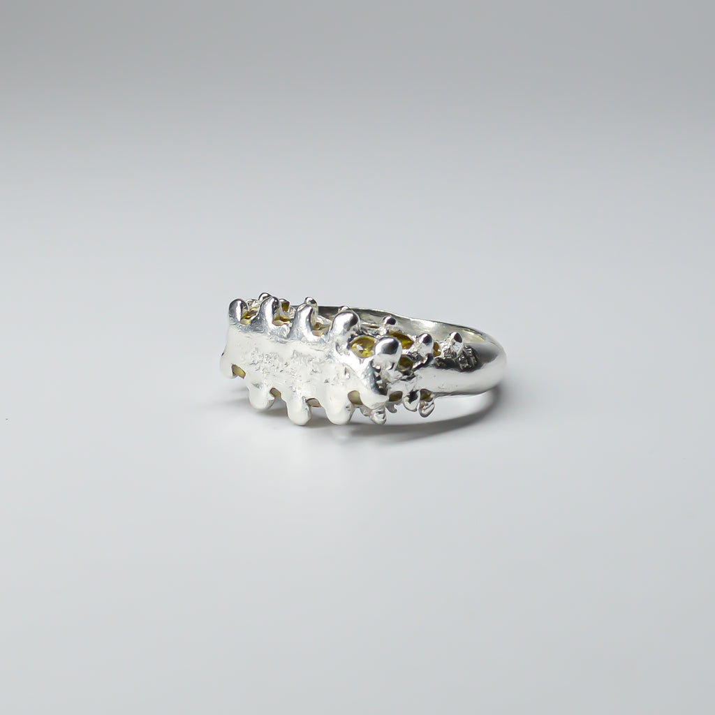 CATERPILLAR CROWN RING - YELLOW GEMS