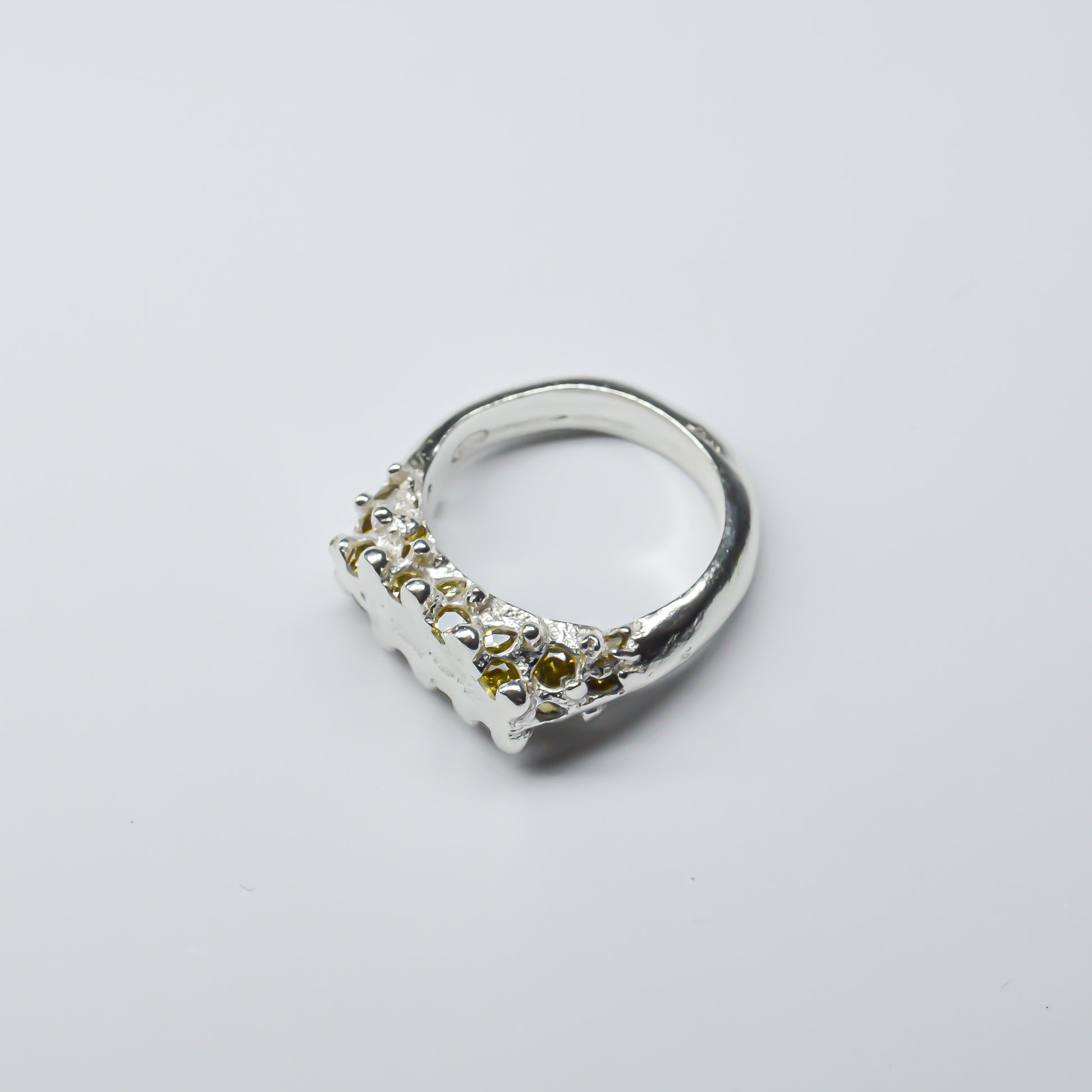 CATERPILLAR CROWN RING - YELLOW GEMS