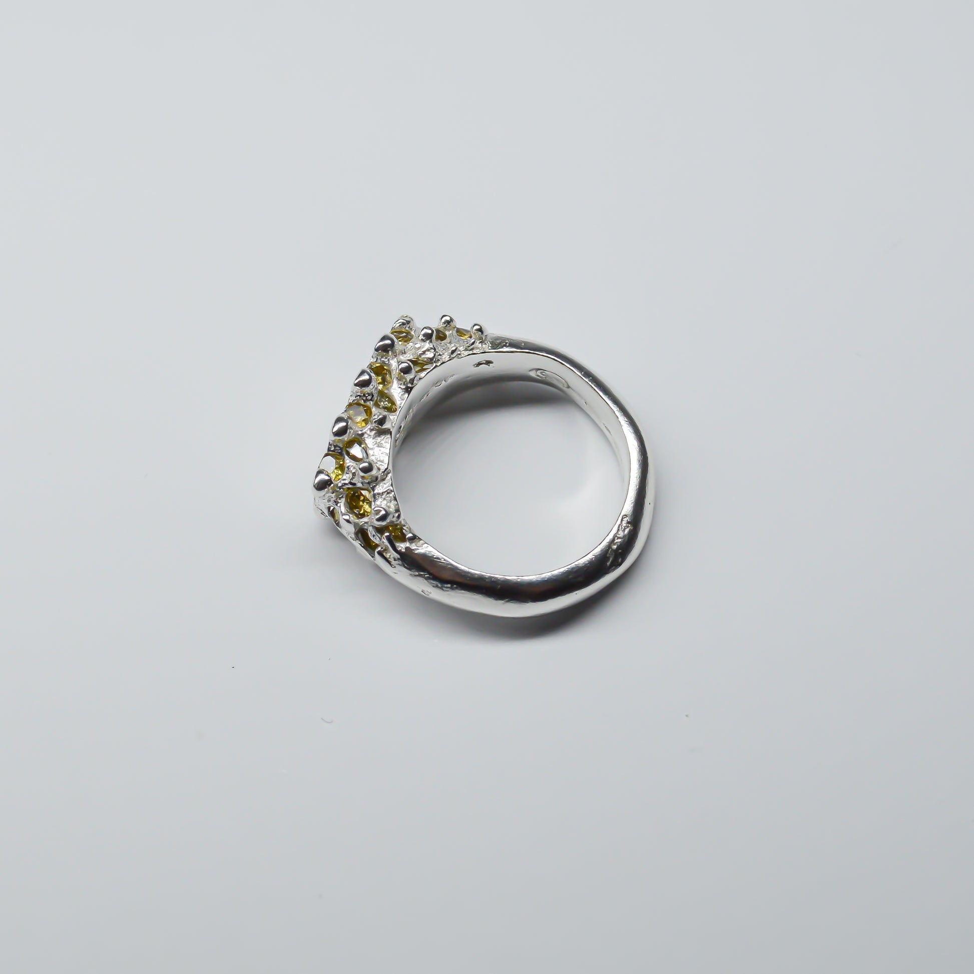 CATERPILLAR CROWN RING - YELLOW GEMS