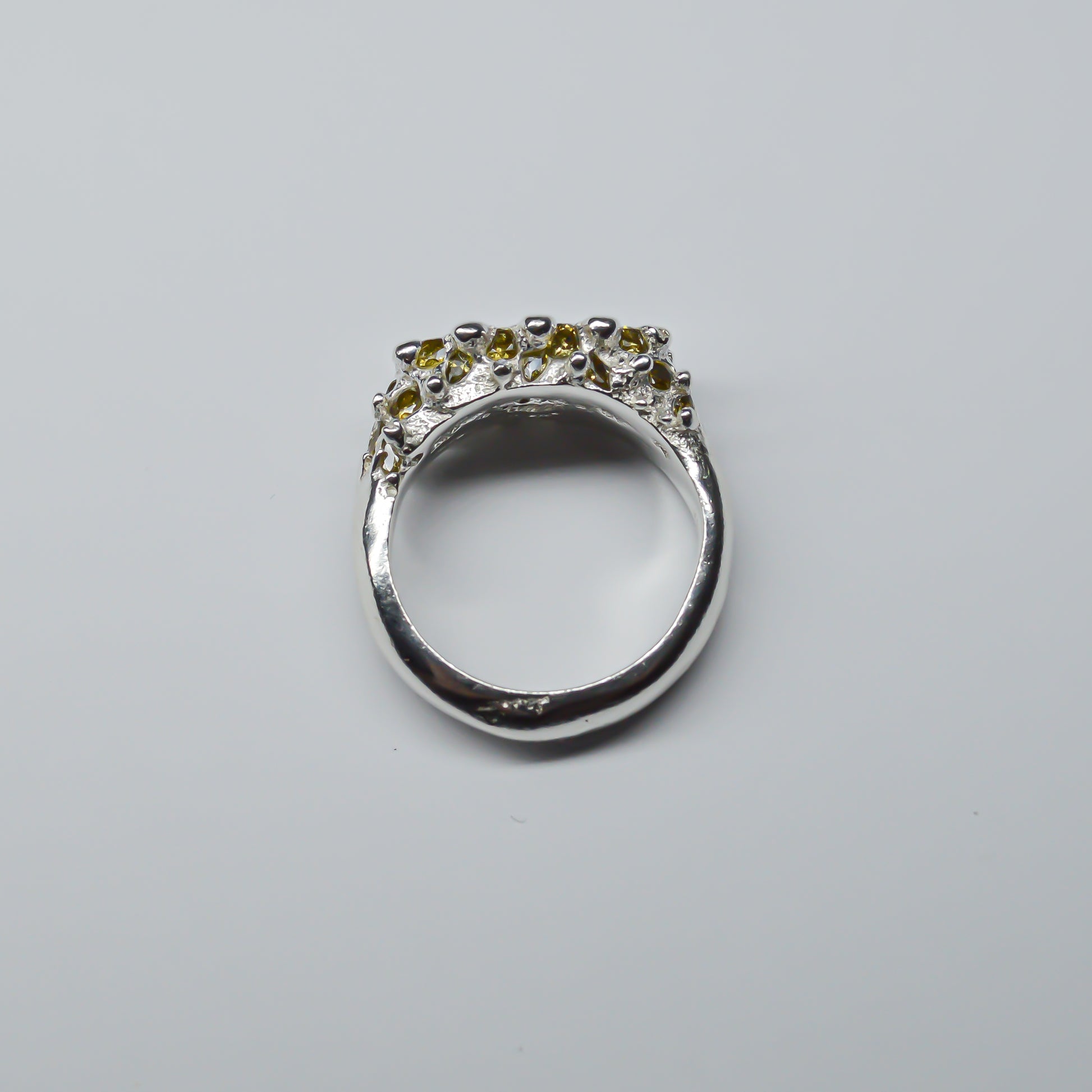 CATERPILLAR CROWN RING - YELLOW GEMS