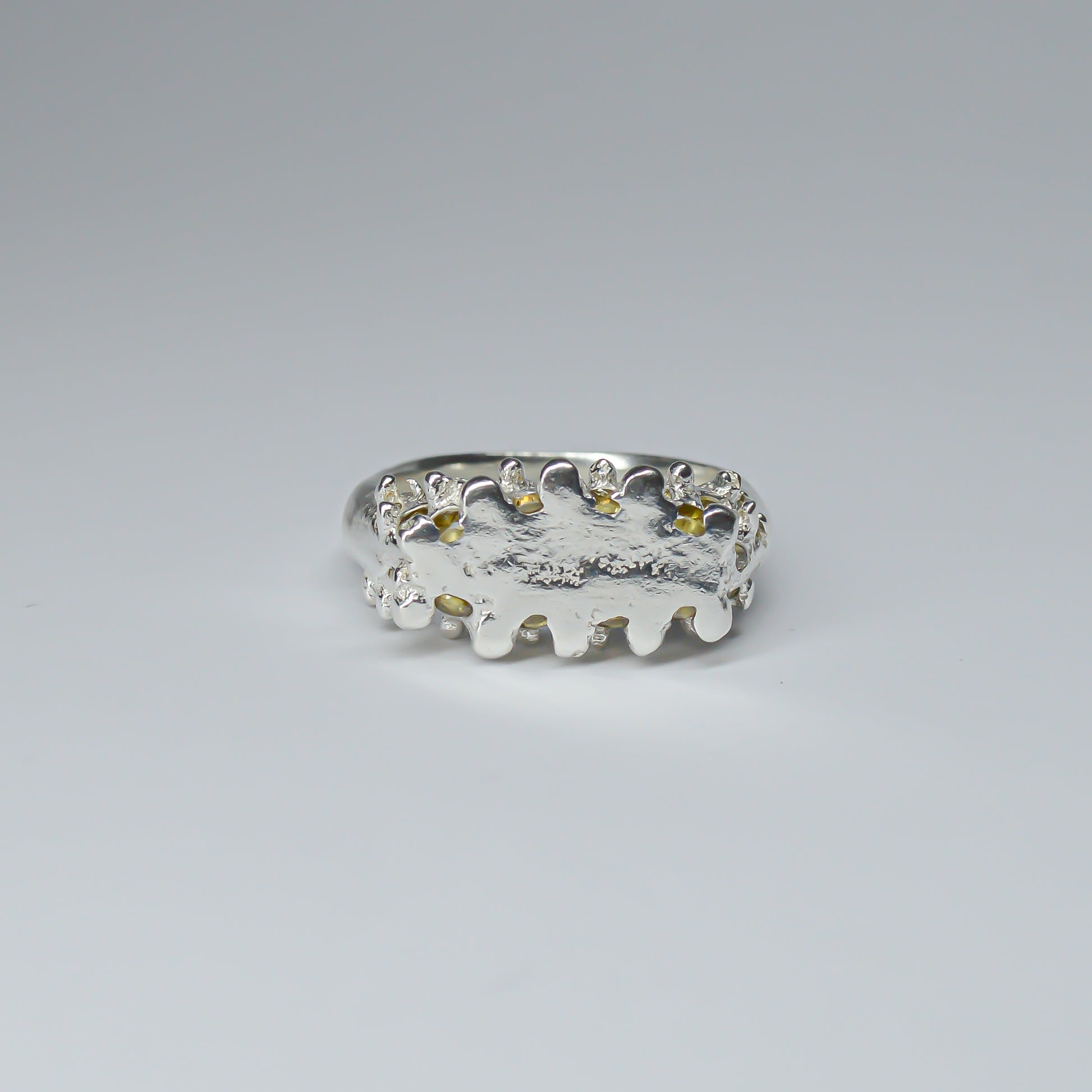 CATERPILLAR CROWN RING - YELLOW GEMS
