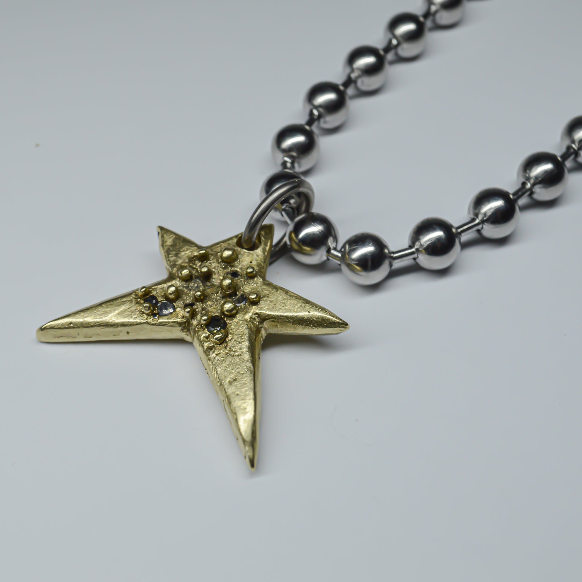 STAR NECKLACE