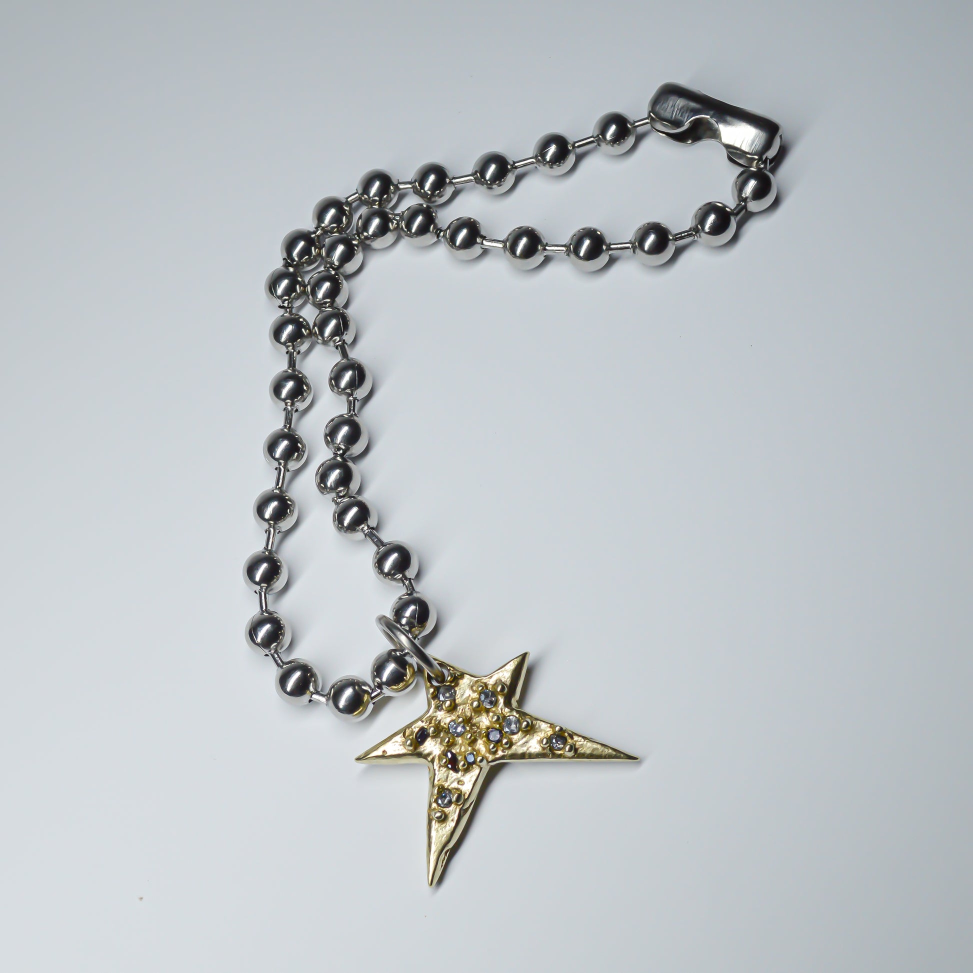 STAR NECKLACE