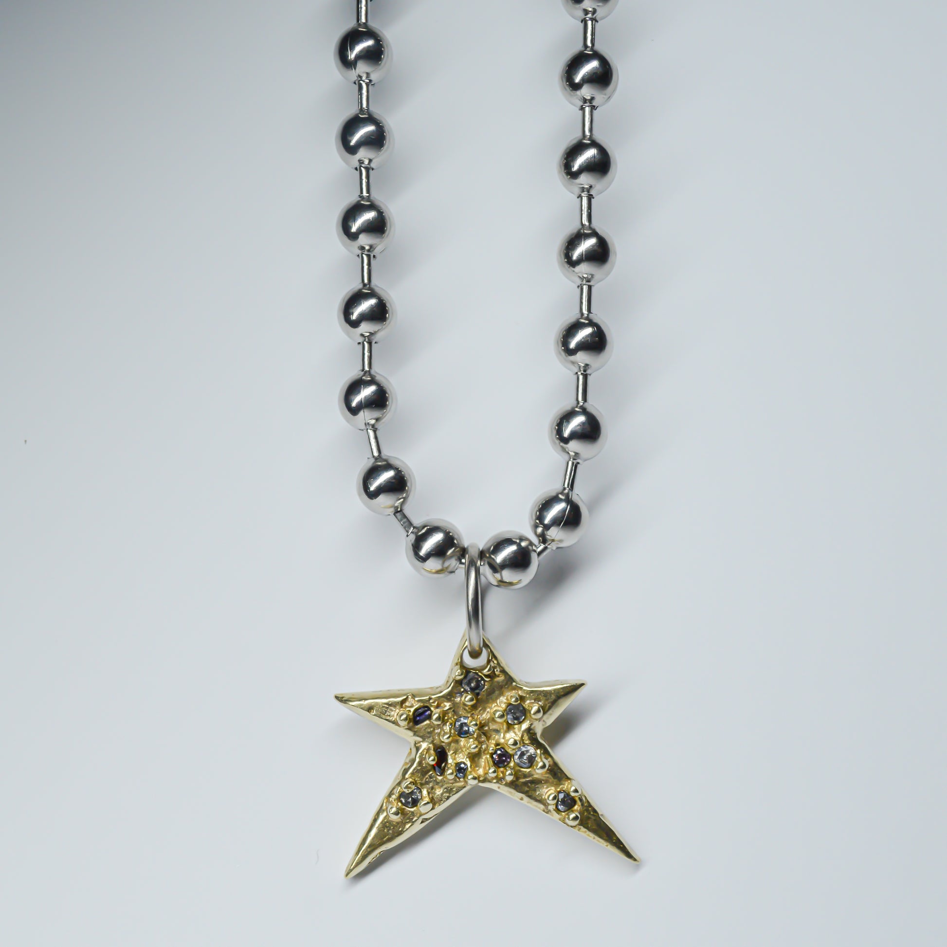 STAR NECKLACE